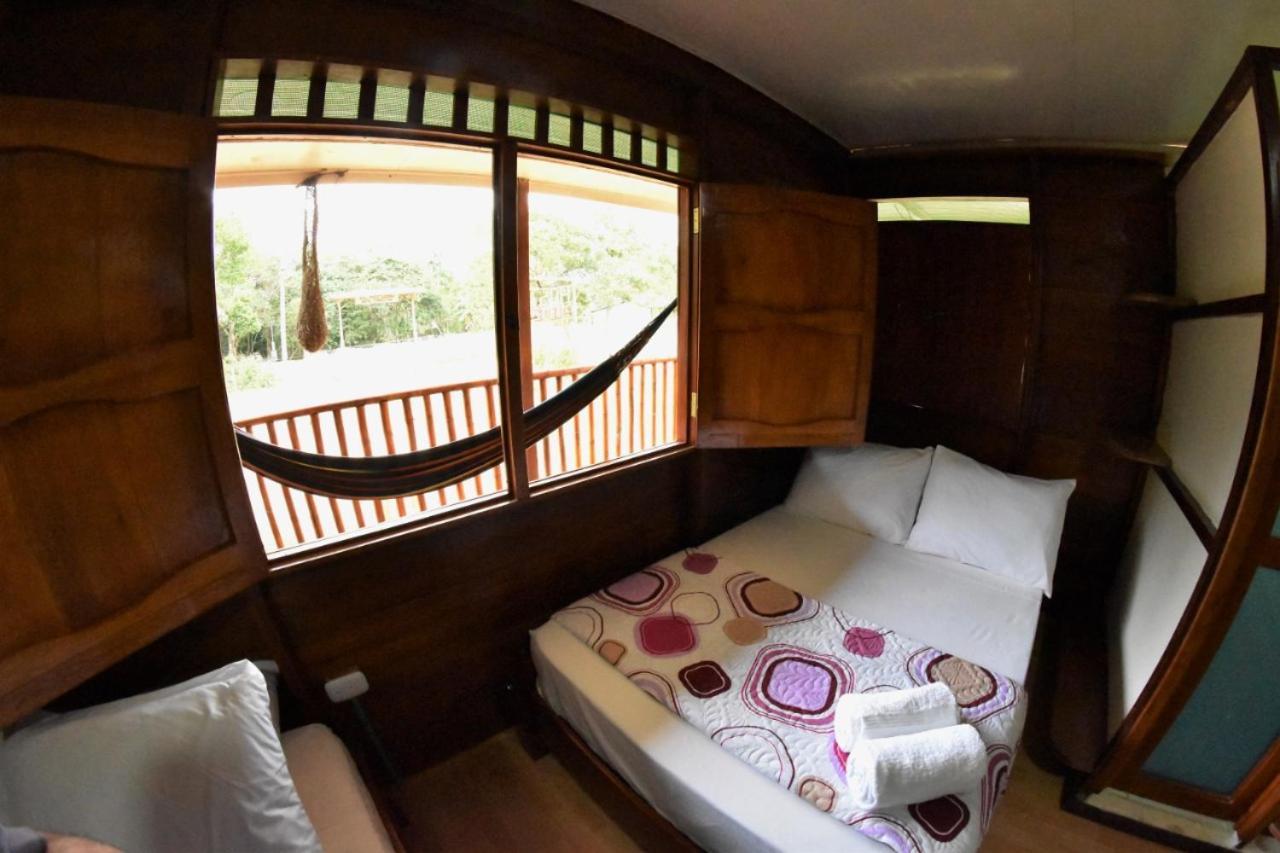 Hostal Caño Nevera La Macarena Exterior foto