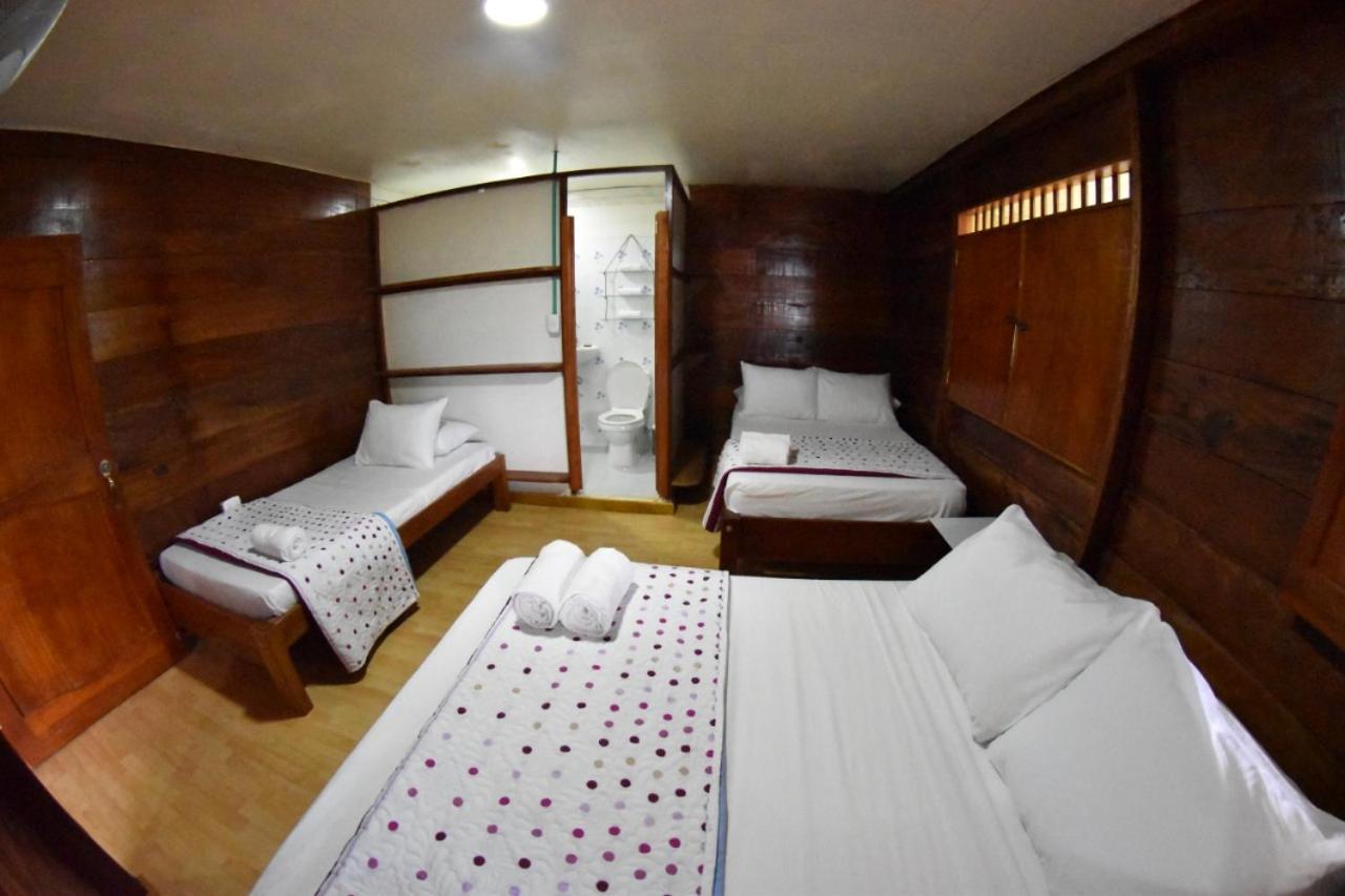 Hostal Caño Nevera La Macarena Habitación foto