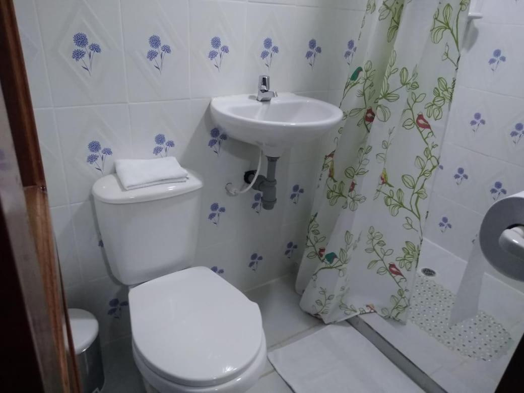 Hostal Caño Nevera La Macarena Habitación foto