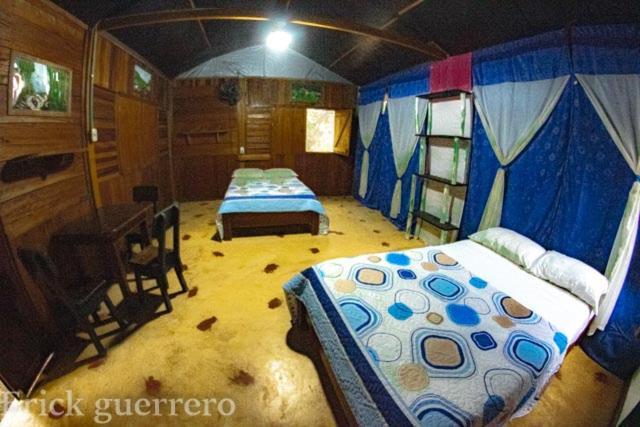 Hostal Caño Nevera La Macarena Exterior foto