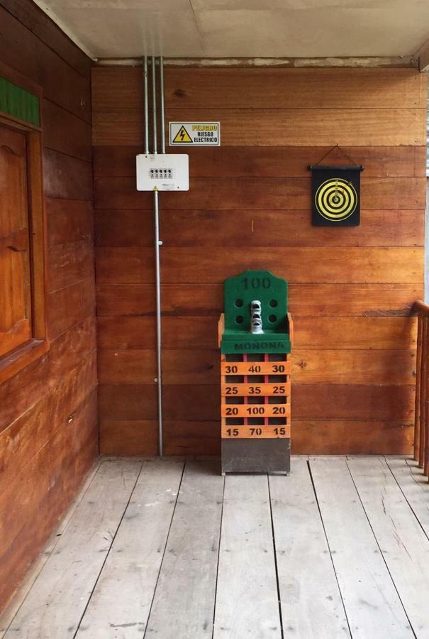 Hostal Caño Nevera La Macarena Exterior foto